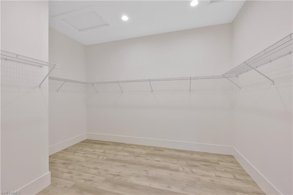 933 11th St Sw, Naples, FL 34117 Photo