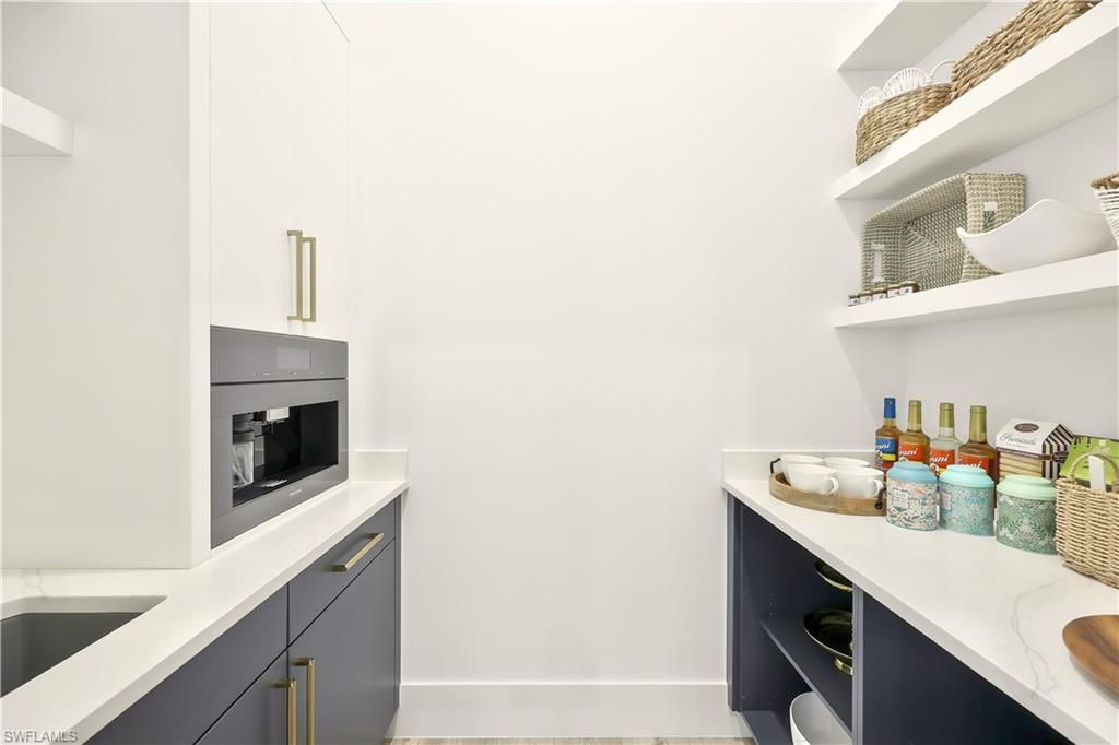 933 11th St Sw, Naples, FL 34117 Photo