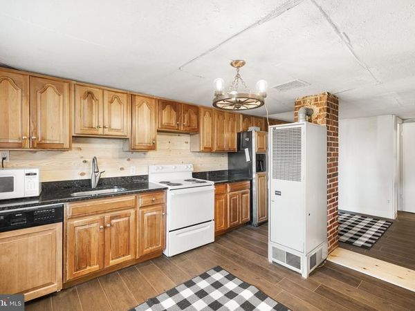 1960 ZACHARY TAYLOR HIGHWAY, FRONT ROYAL, VA 22630