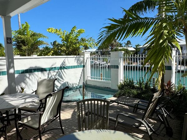 7024 Harbor Village Drive, Duck, FL 33050