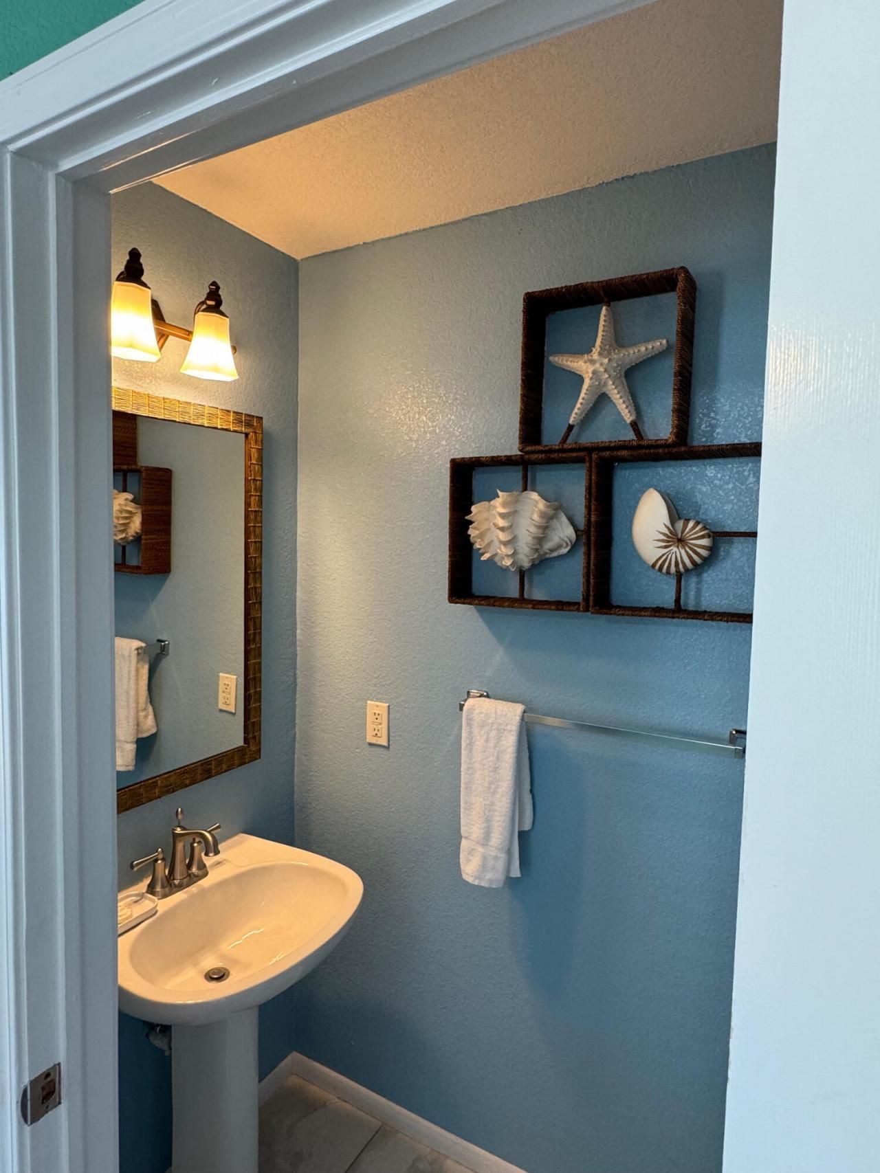 7024 Harbor Village Drive, Duck, FL 33050 Photo