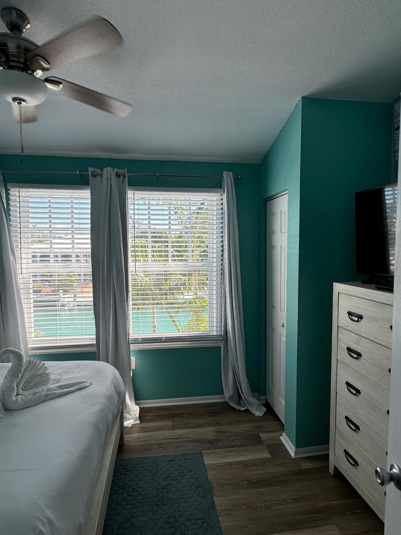 7024 Harbor Village Drive, Duck, FL 33050 Photo