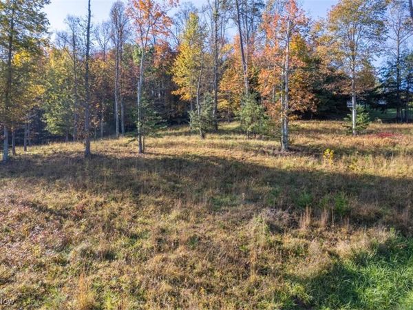Mountain View Lane, Parkersburg, WV 26104