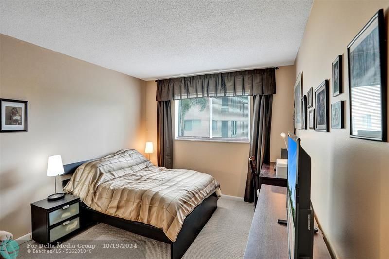 32 Colonial Club Dr, Unit 202, Boynton Beach, FL 33435 Photo