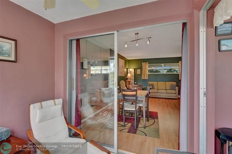 32 Colonial Club Dr, Unit 202, Boynton Beach, FL 33435 Photo