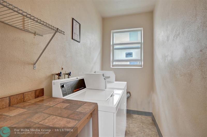 32 Colonial Club Dr, Unit 202, Boynton Beach, FL 33435 Photo