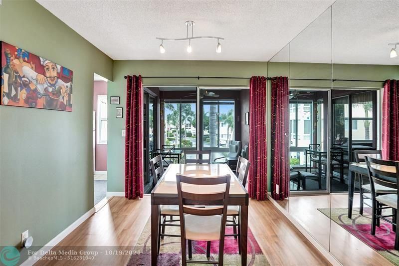 32 Colonial Club Dr, Unit 202, Boynton Beach, FL 33435 Photo