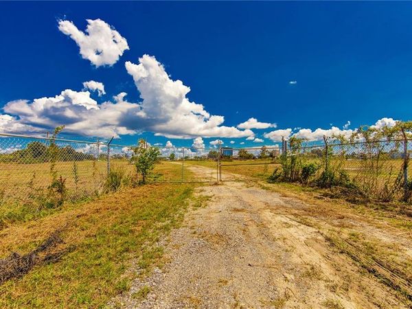 8409 SHRIMPERS Row, Dulac, LA 70353