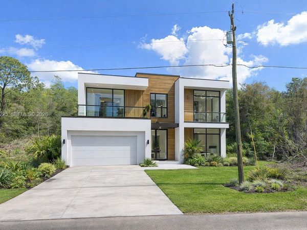 869 Winwood Circle, Fort Myers, FL 33913