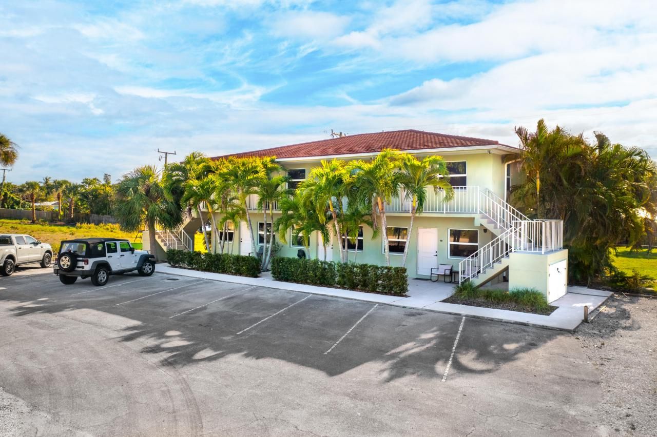 2319 Tamarind Dr., Unit 103, Fort Pierce, FL 34949 Photo