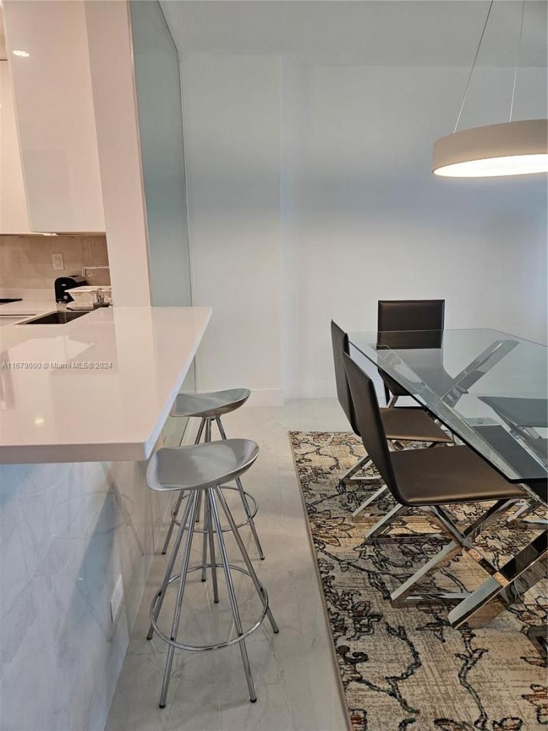 5601 Collins Ave, Unit 1605, Miami Beach, FL 33140 Photo