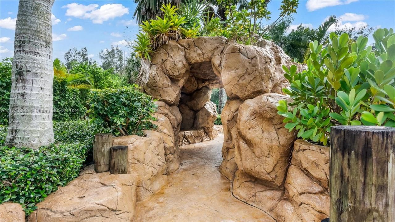 12854 Stonebrook Dr, Davie, FL 33330 Photo