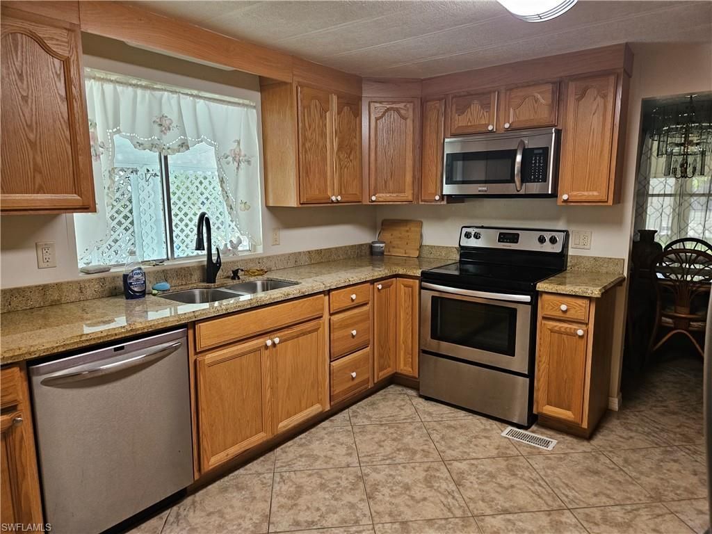 859 Manatee Rd, Naples, FL 34114 Photo