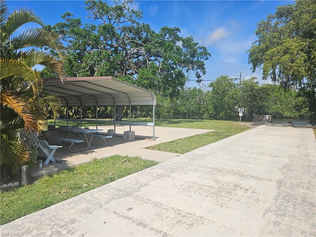 859 Manatee Rd, Naples, FL 34114 Photo