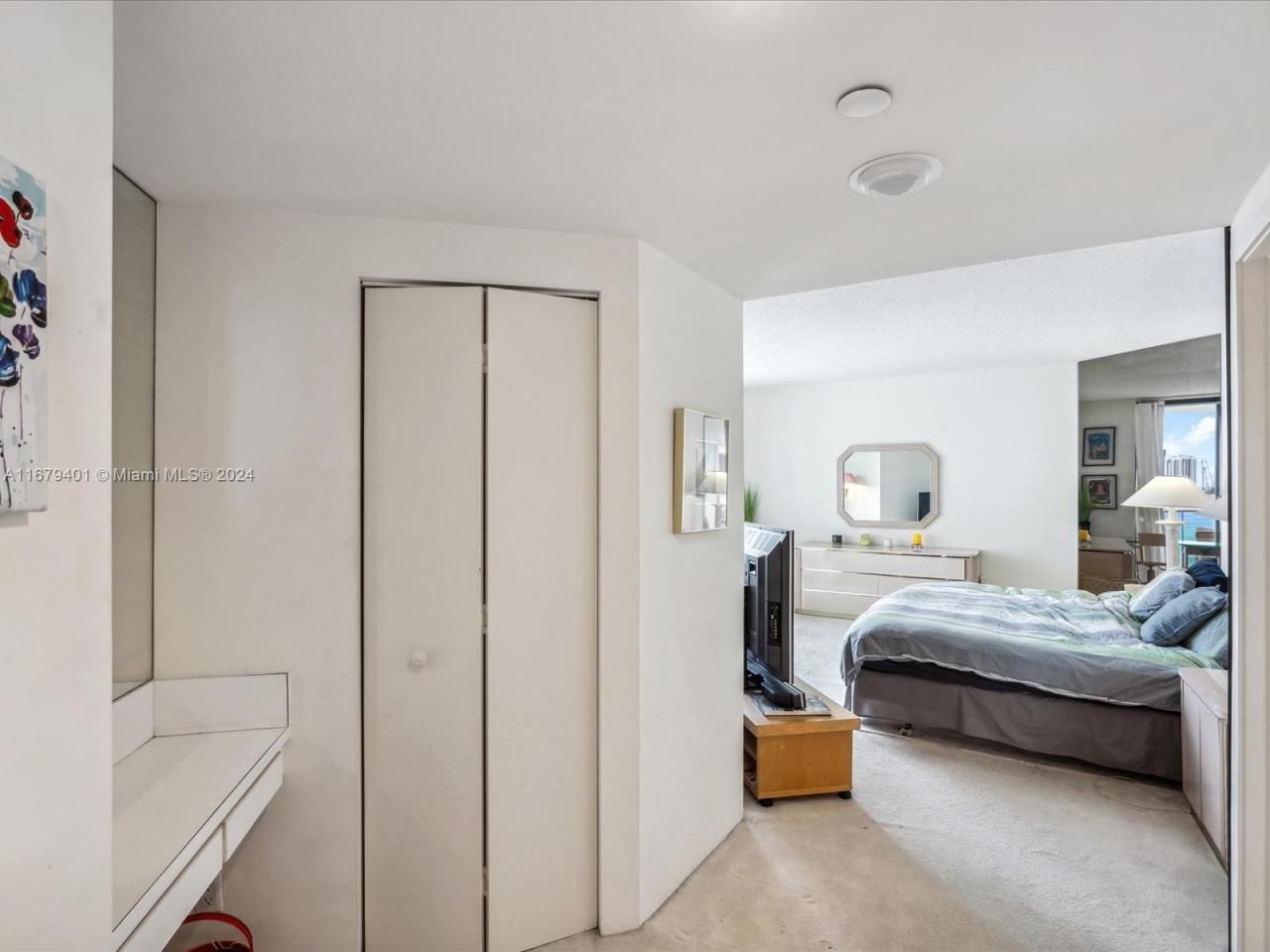 2800 Island Blvd, Unit 702, Aventura, FL 33160 Photo