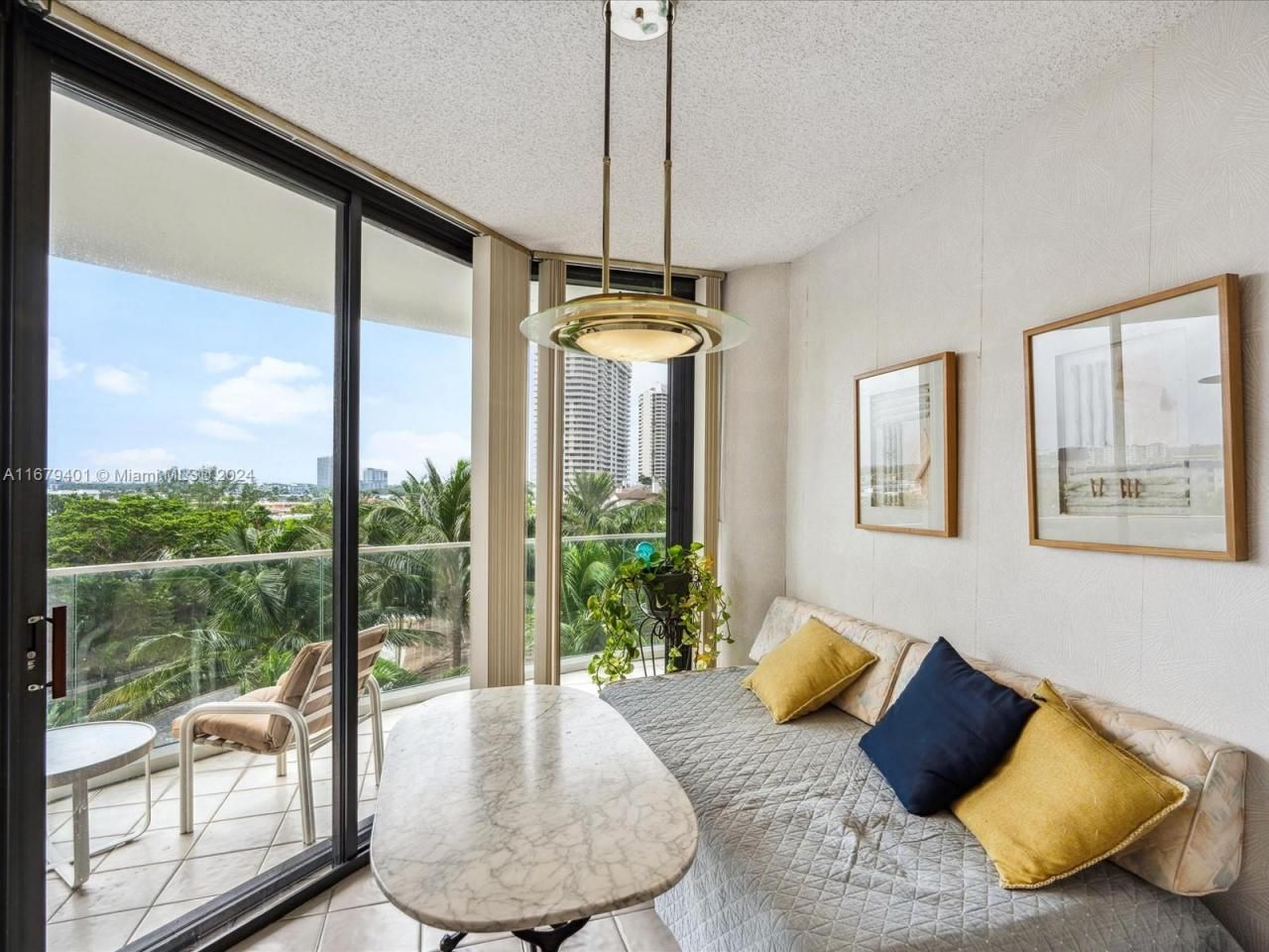 2800 Island Blvd, Unit 702, Aventura, FL 33160 Photo