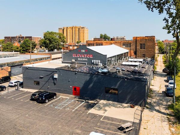 1938 Franklin Street, Detroit, MI 48207