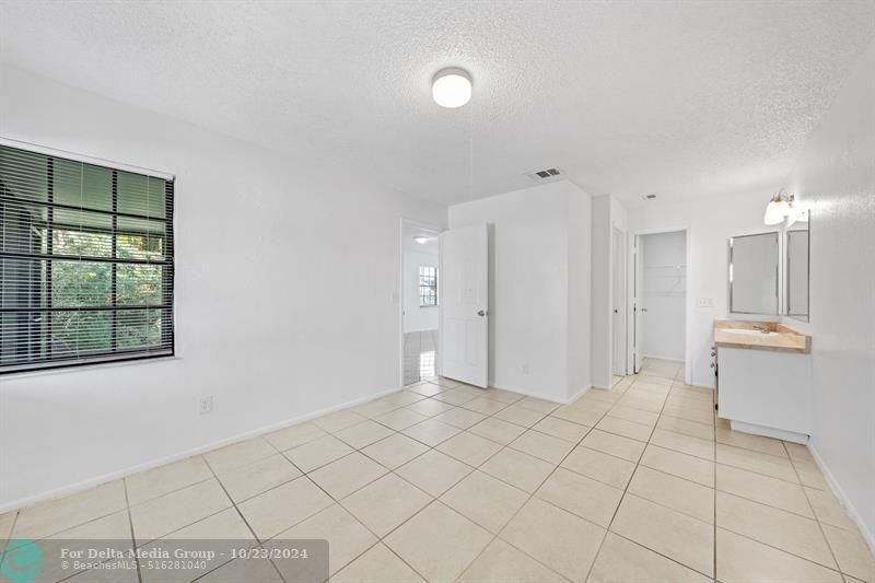 390 SW Colesbury Ave, Port Saint Lucie, FL 34953 Photo