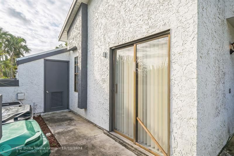 390 SW Colesbury Ave, Port Saint Lucie, FL 34953 Photo