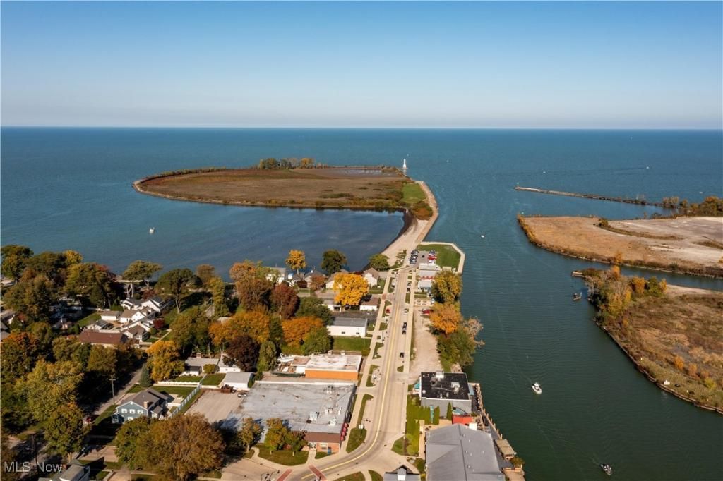 Main Street, Huron, OH 44839 Main Photo