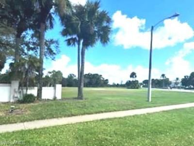 Tamiami Trl E, Naples, FL 34114 Photo