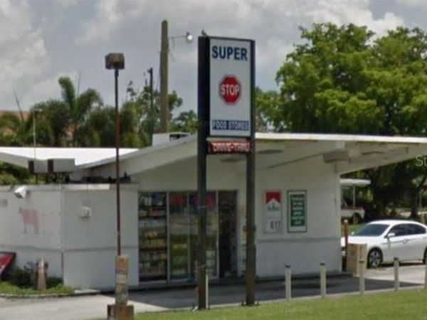 4420 NE 1ST TERRACE, OAKLAND PARK, FL 33334