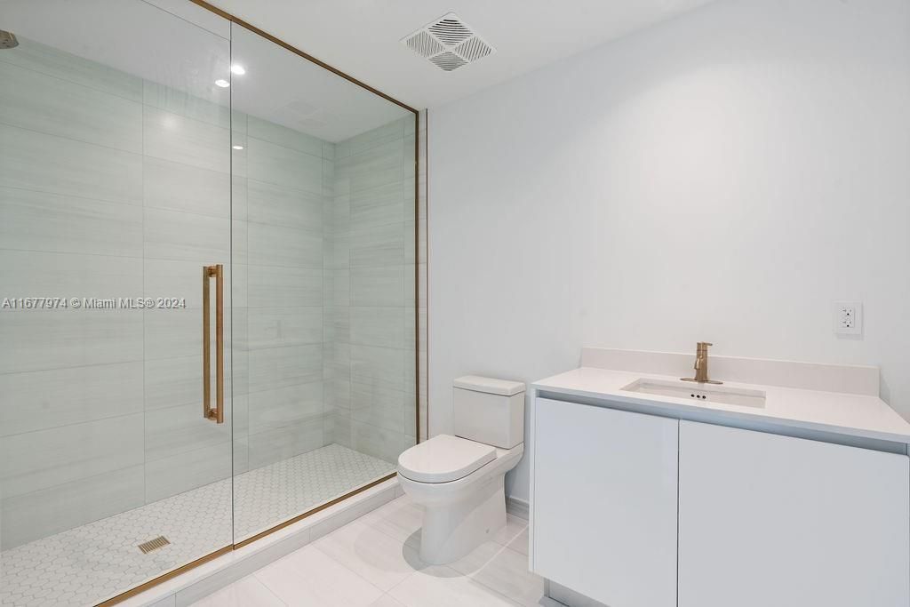 2678 Tigertail Ave, Unit PH1, Miami, FL 33133 Photo