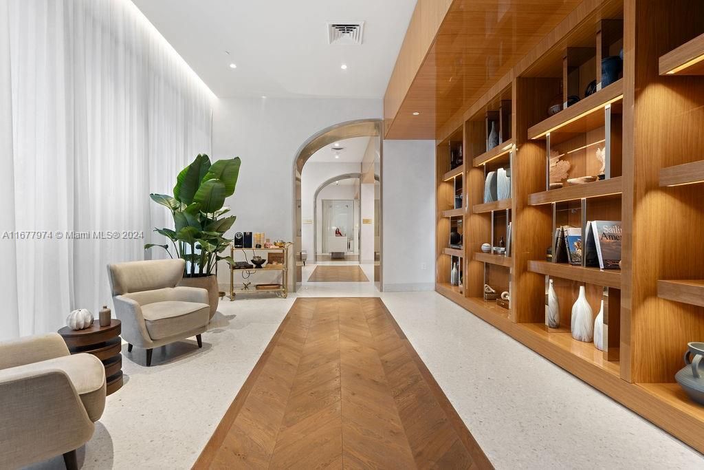 2678 Tigertail Ave, Unit PH1, Miami, FL 33133 Photo