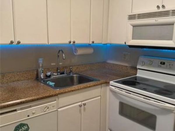 1900 S Ocean Boulevard, Unit 3V, Pompano Beach, FL 33062