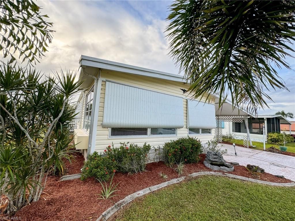 851 Holly Berry Ct, North Fort Myers, FL 33917 Photo