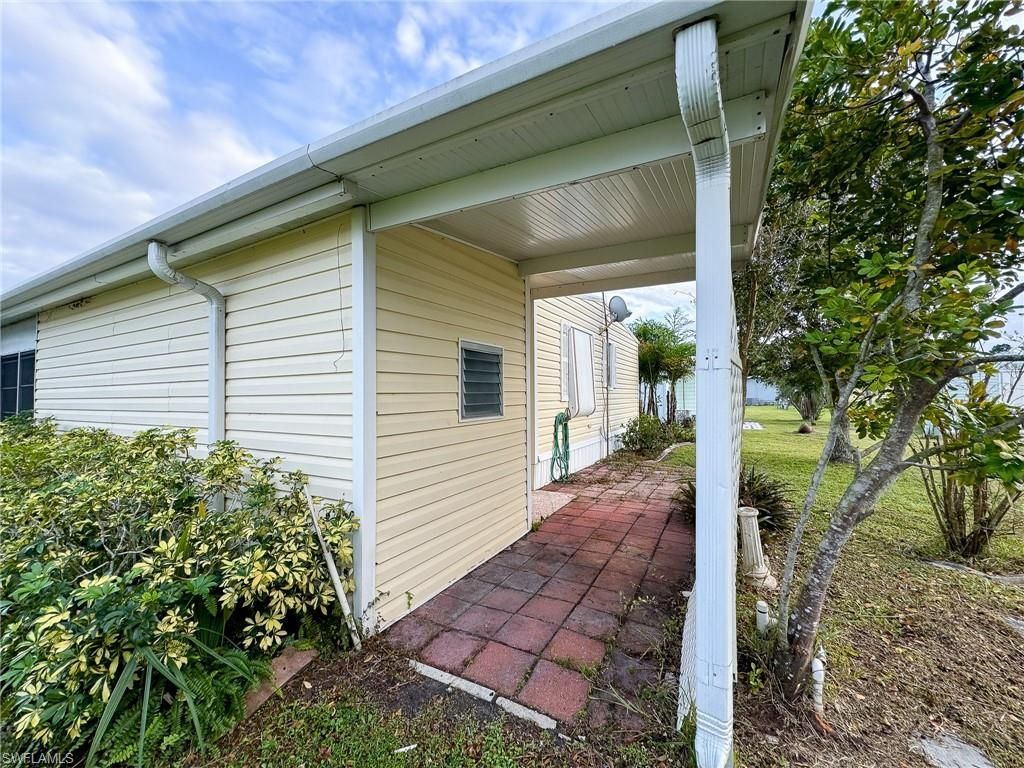 851 Holly Berry Ct, North Fort Myers, FL 33917 Photo