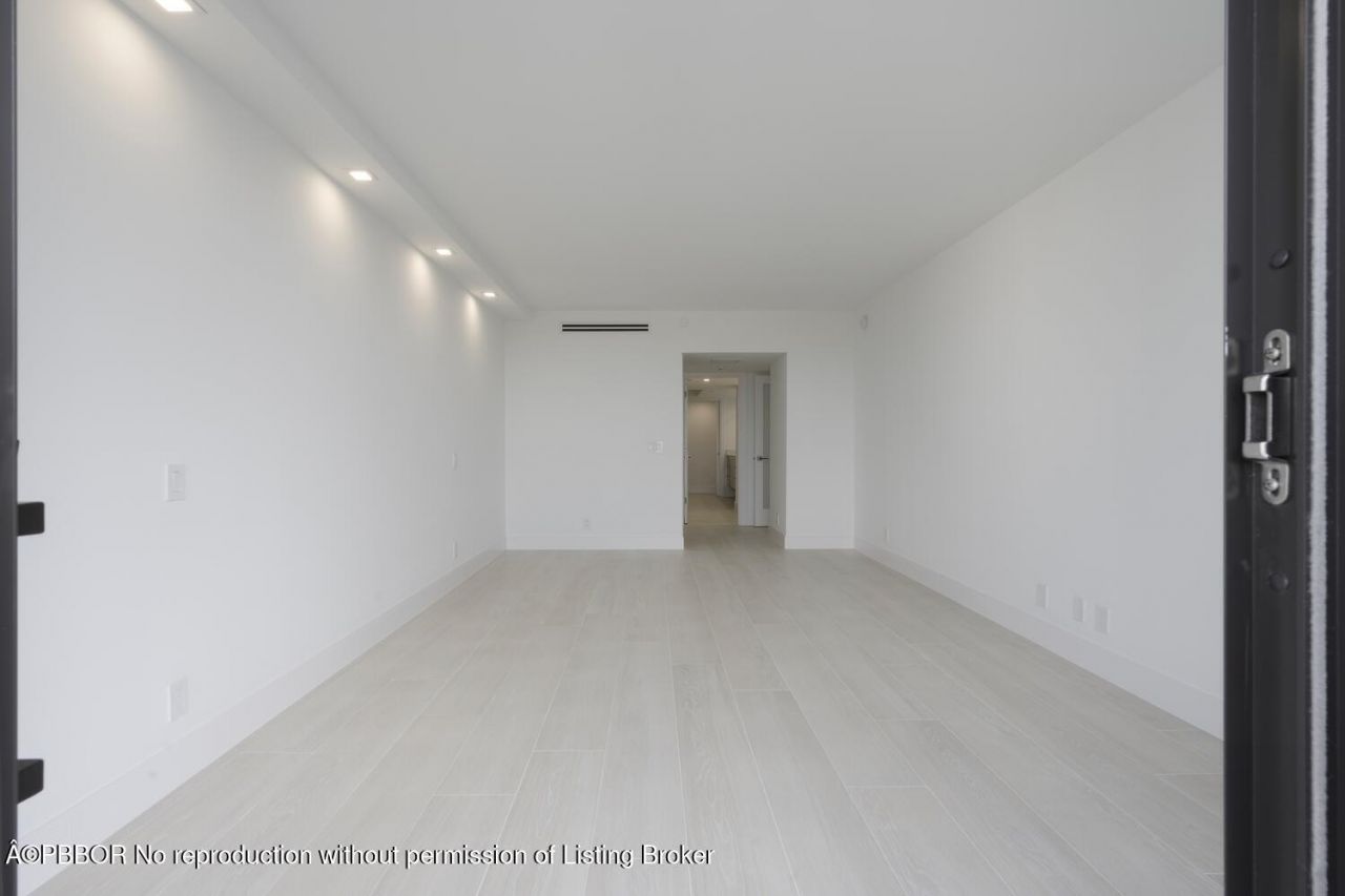 525 S Flagler Drive, Unit 14C, West Palm Beach, FL 33401 Photo