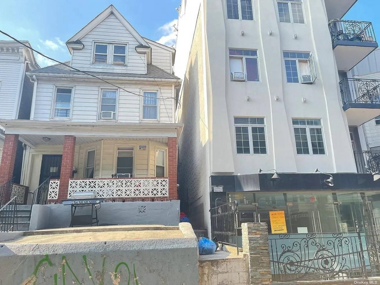 104-61 Roosevelt Avenue, Corona, NY 11368 Main Photo