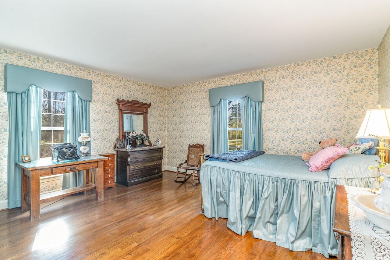 2807 Graham Rd. Photo 19