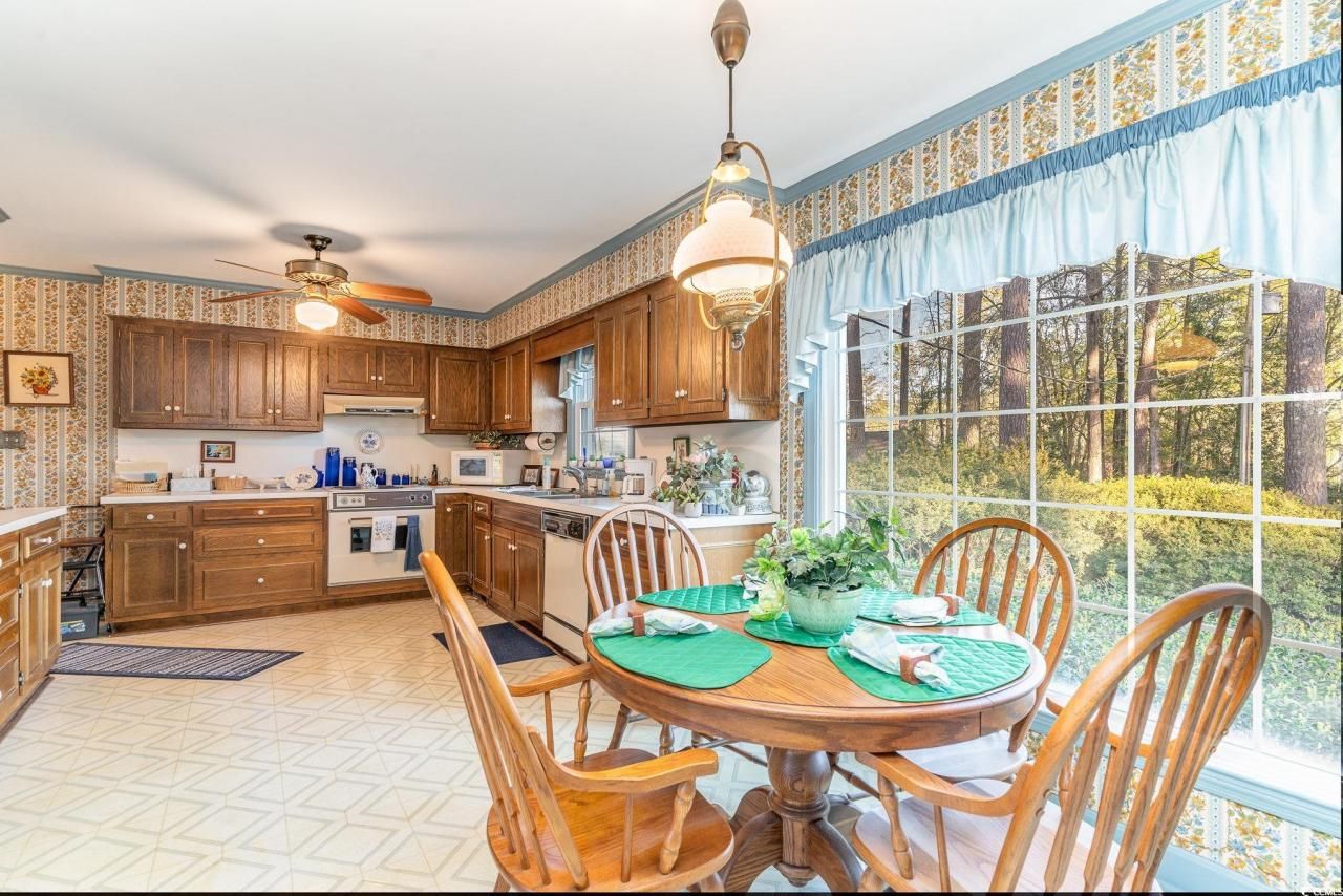 2807 Graham Rd. Photo 9