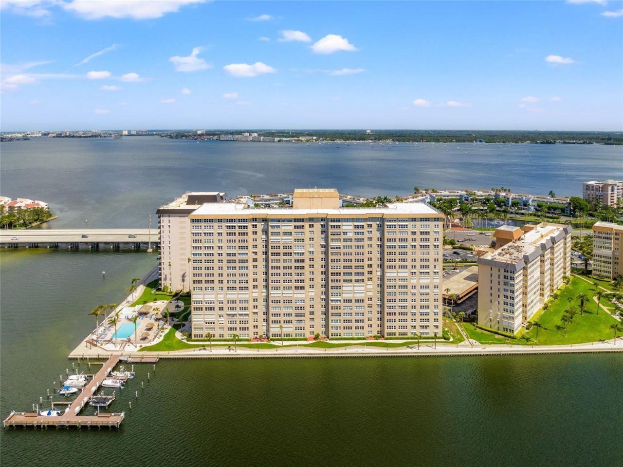 5200 Brittany Drive S, Unit 1202, Saint Petersburg, FL 33715 Photo