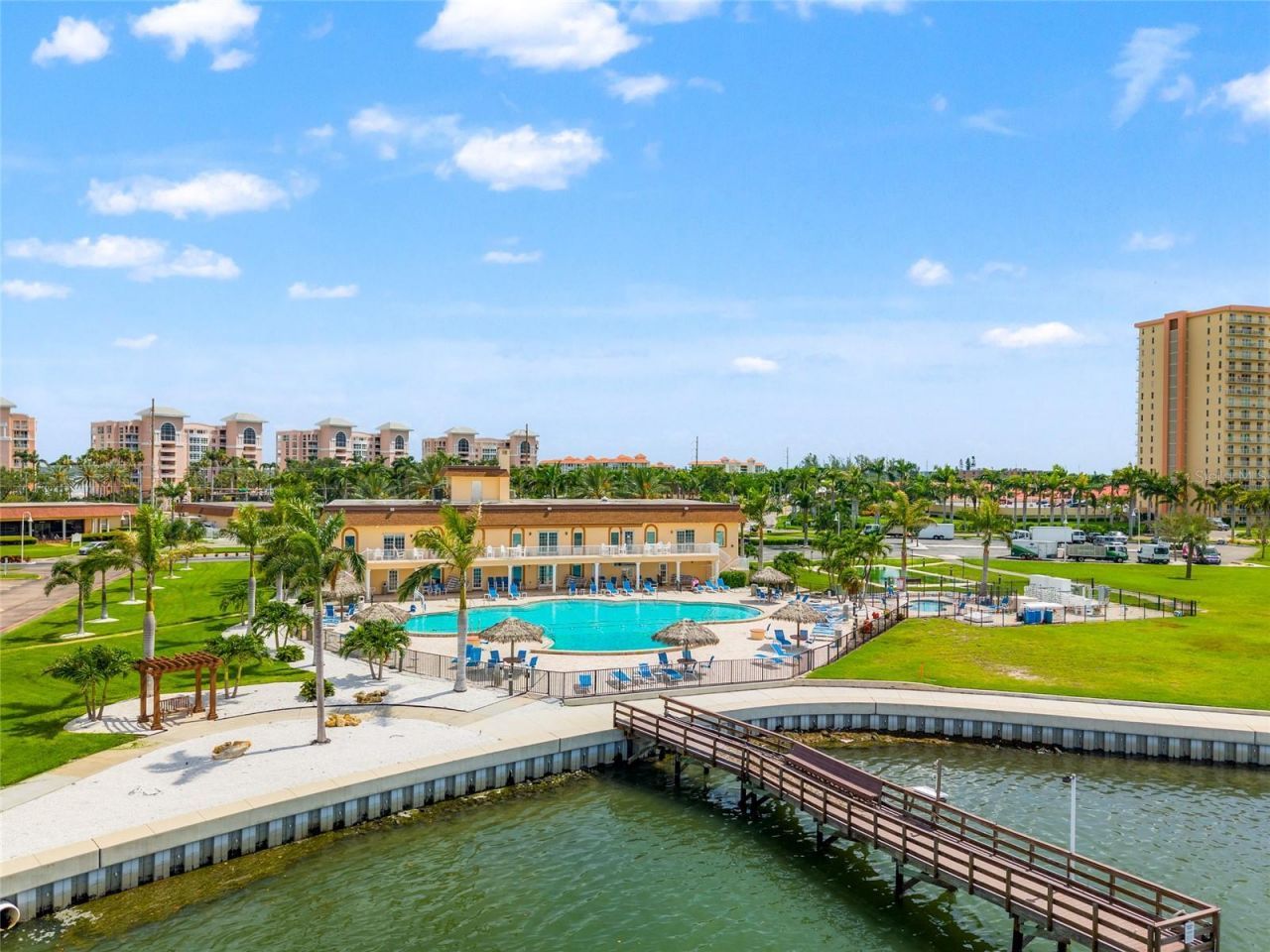 5200 Brittany Drive S, Unit 1202, Saint Petersburg, FL 33715 Photo