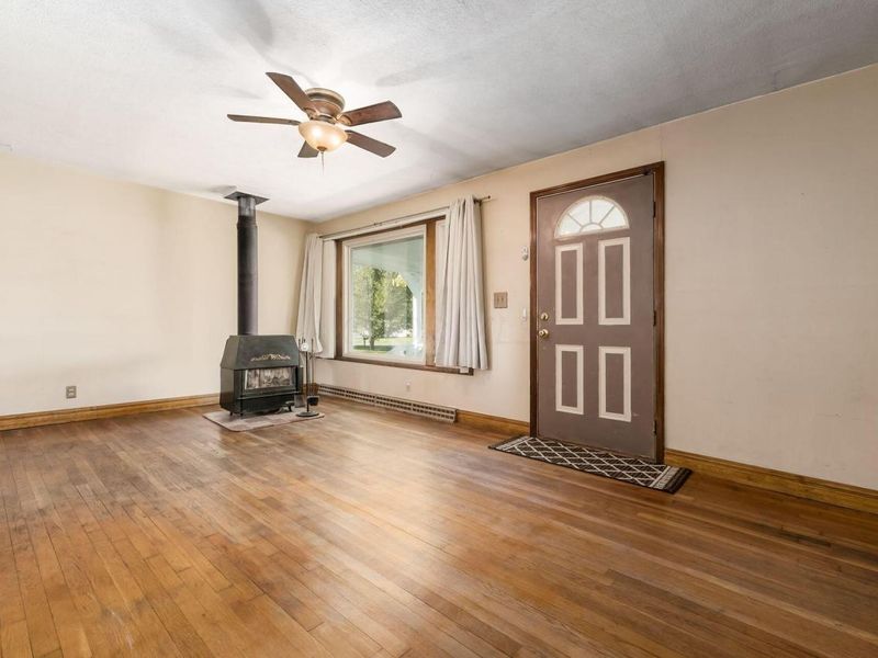 4310 Charlotte Road, Obetz, OH 43207 Photo 9