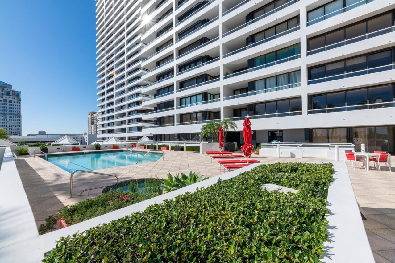 525 S Flagler Drive, Unit 14c, West Palm Beach, FL 33401 Photo