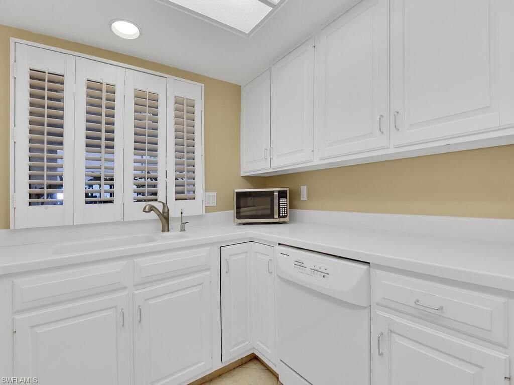 5260 S Landings Dr, Unit 805, Fort Myers, FL 33919 Photo
