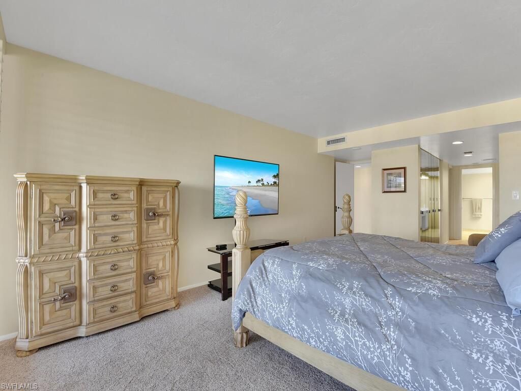 5260 S Landings Dr, Unit 805, Fort Myers, FL 33919 Photo