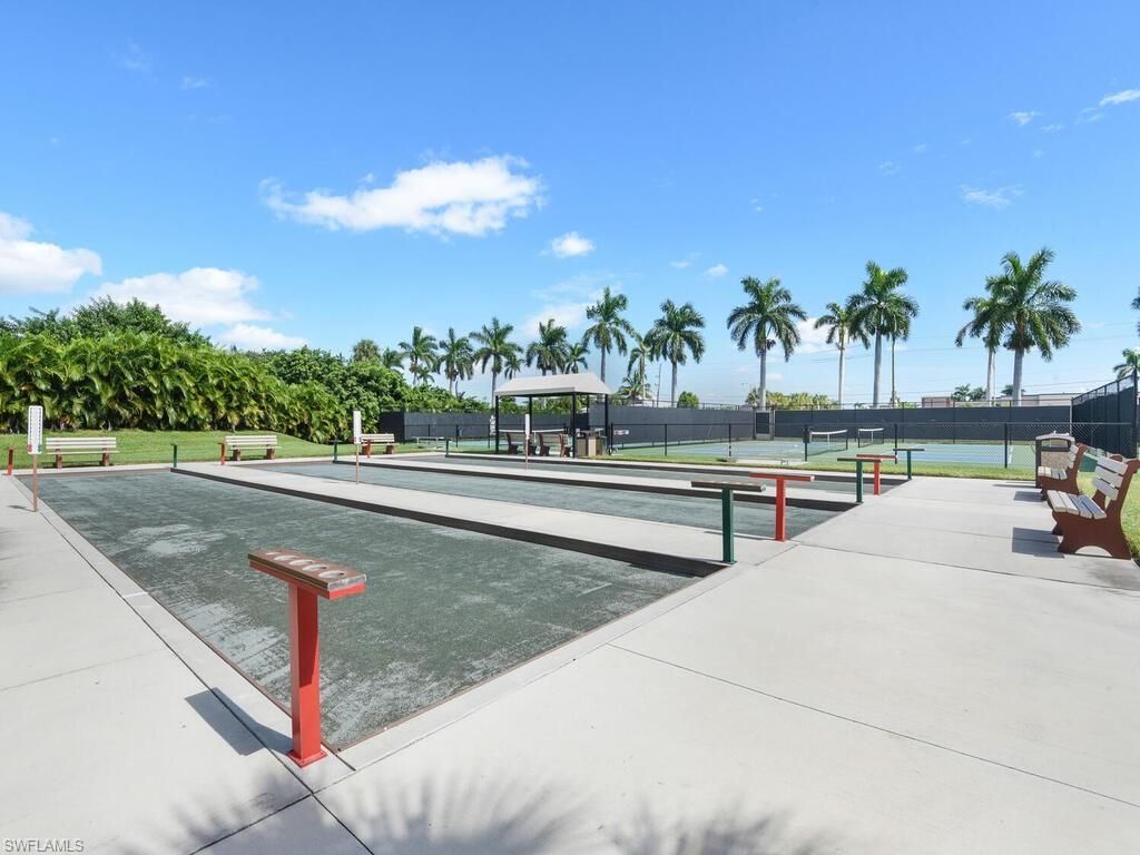 5260 S Landings Dr, Unit 805, Fort Myers, FL 33919 Photo