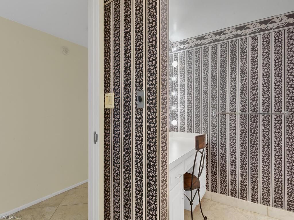 5260 S Landings Dr, Unit 805, Fort Myers, FL 33919 Photo
