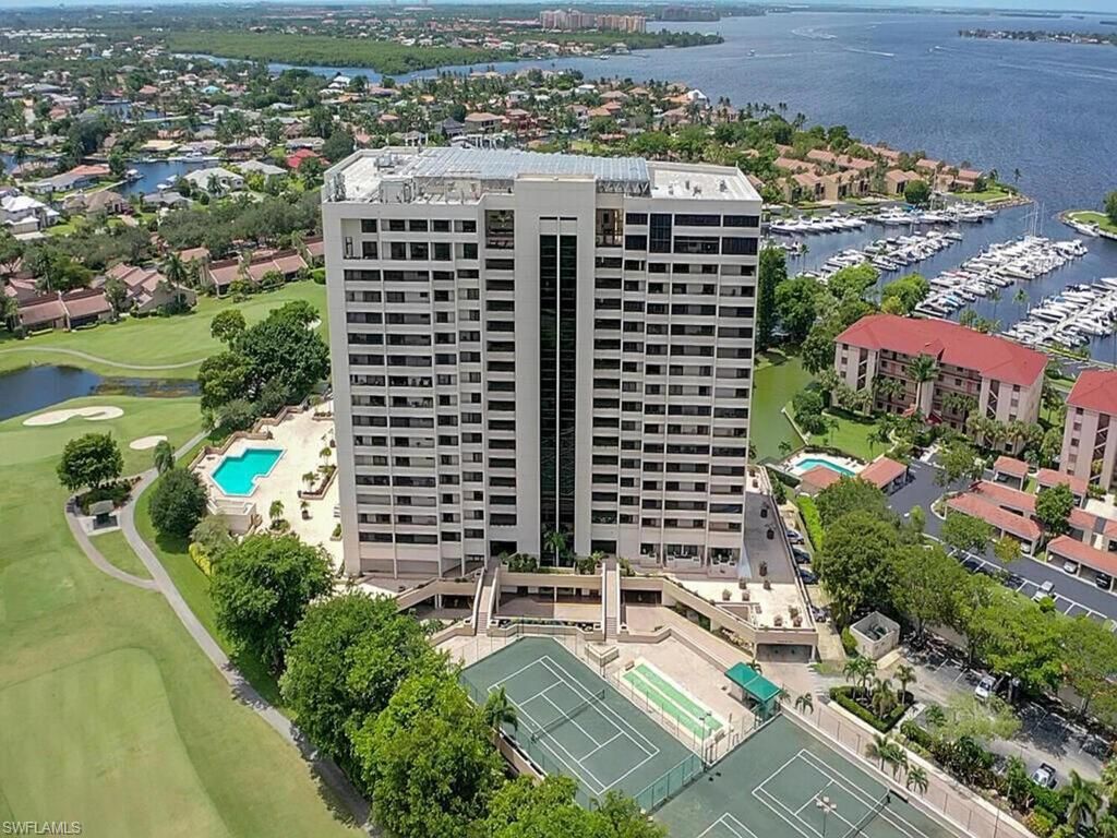 5260 S Landings Dr, Unit 805, Fort Myers, FL 33919 Photo