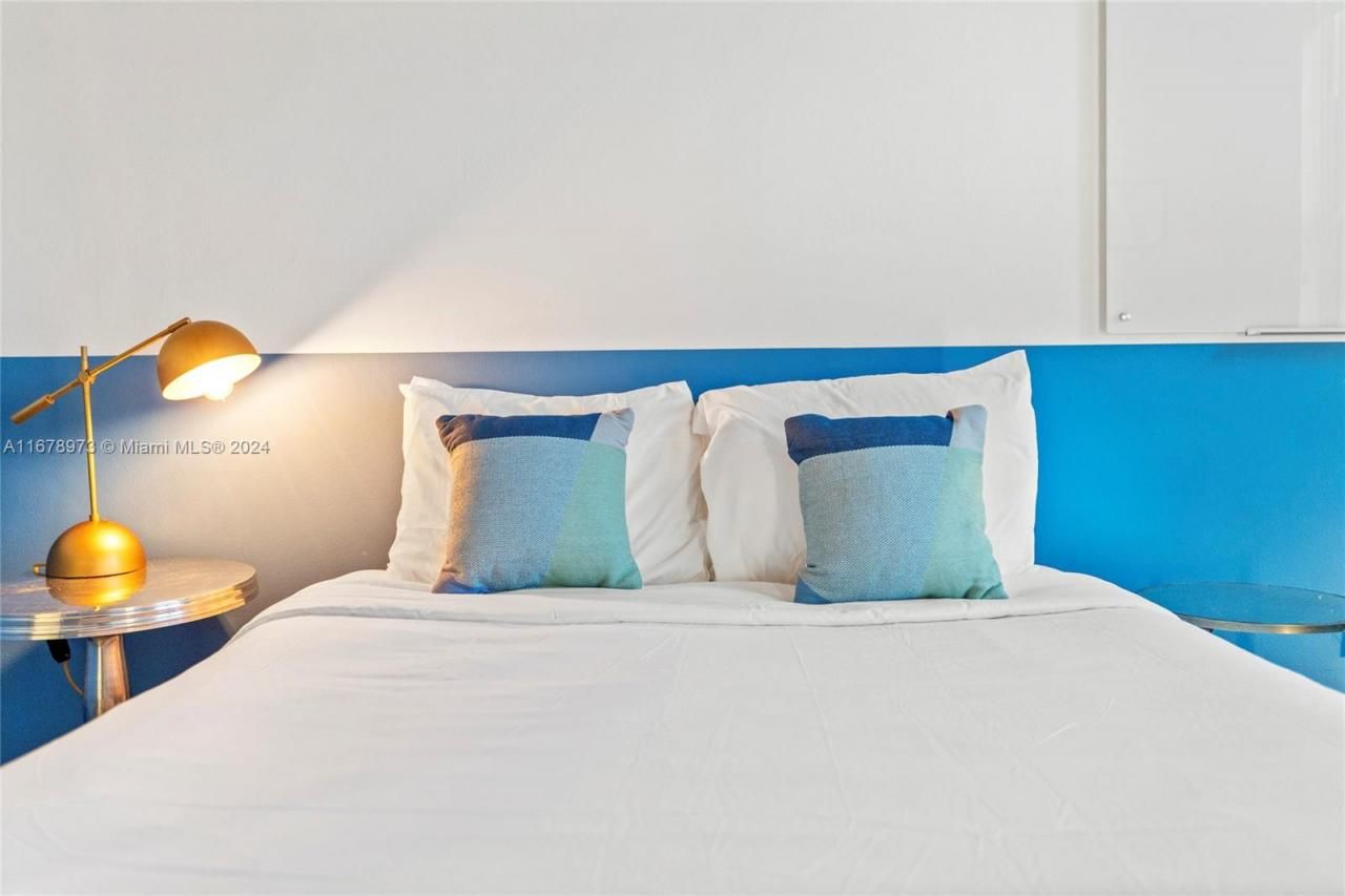 234 NE 3rd St, Unit 401, Miami, FL 33132 Photo