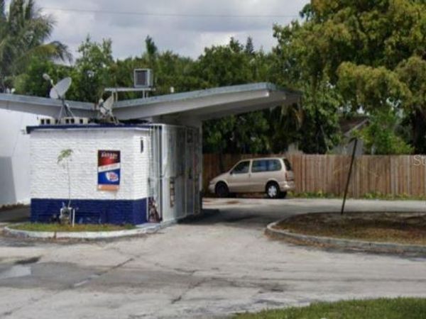 7761 JOHNSON STREET, PEMBROKE PINES, FL 33024