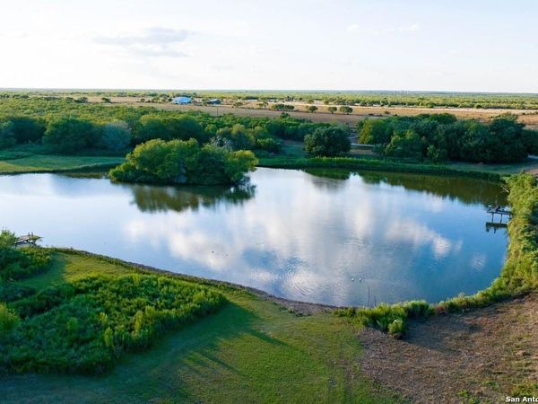 6170 County Road 332, Jourdanton, TX 78026