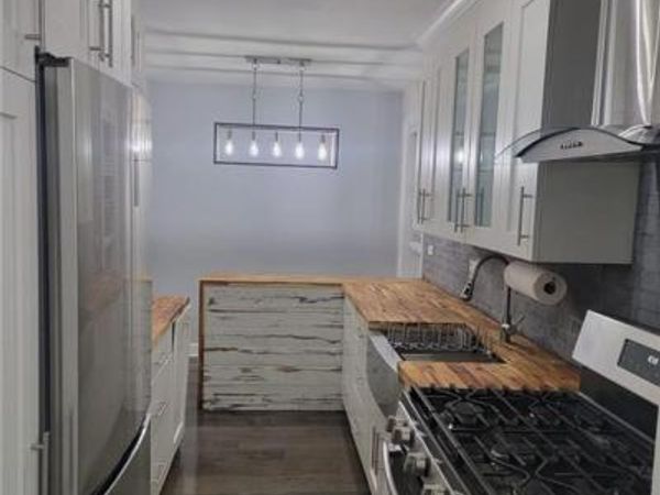 245 Bronx River Rd Bronx River Road, Unit 3E, Yonkers, NY 10704