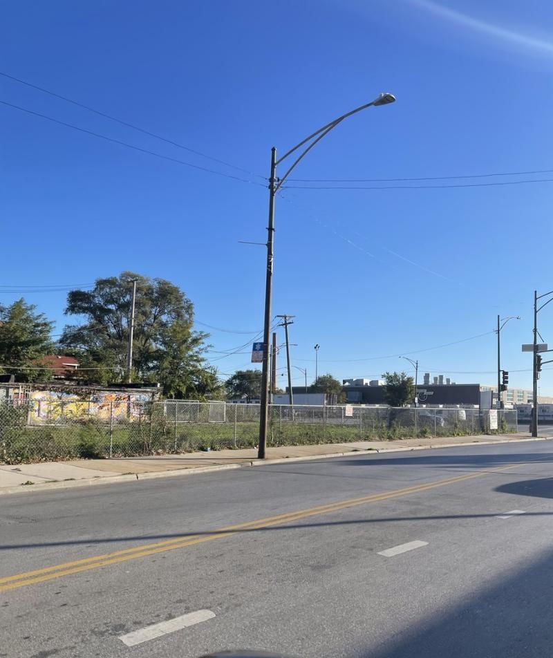 400 W 79th Street, Chicago, IL 60620