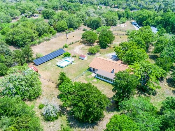 298 Jenkins RD, Cedar Creek, TX 78612